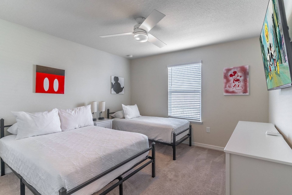 3285 Windsor Island