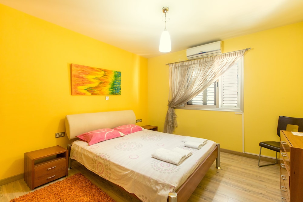 Yiolanda - 2BR - City Center view 4