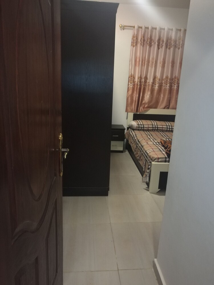 Queen Hostel view 4