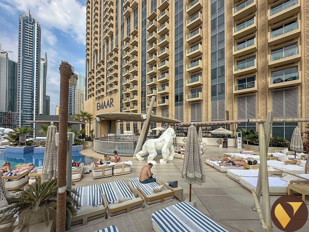 JW Marriott 26th Floor Marina Mall Acces