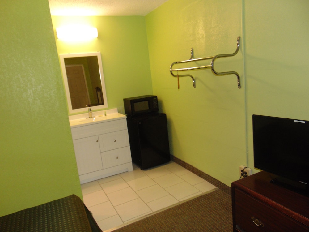Westbrook Motel