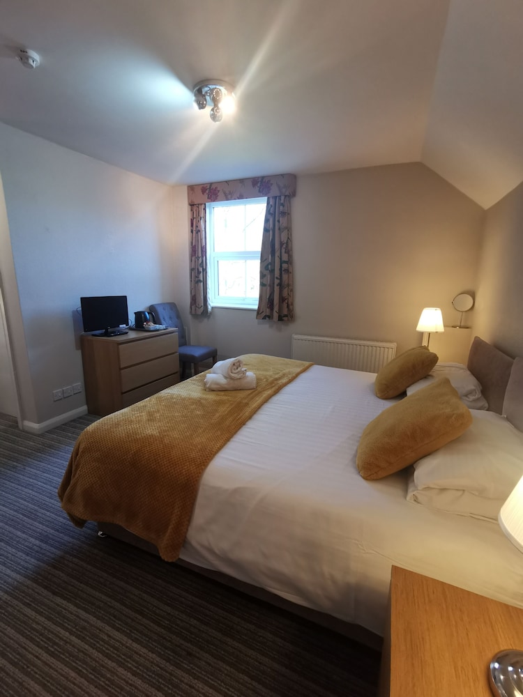 Newton House Hotel