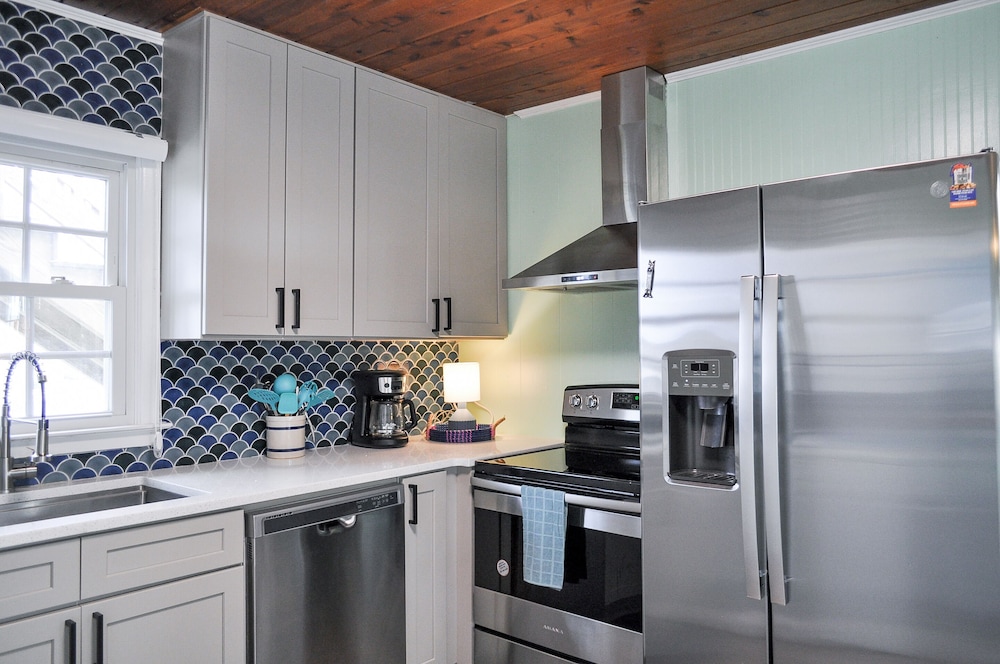Just Sandy by Topsail Realty