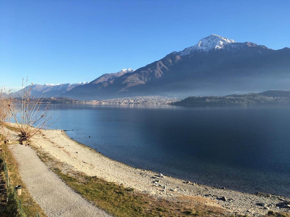 Lake Como Beach Hostel