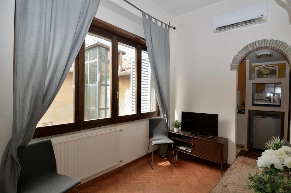 Piazza Navona Penthouse - Piazza Navona Penthouse