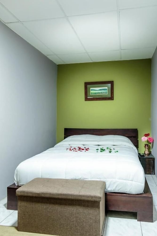 Del Cafetal CR - Property Image 64