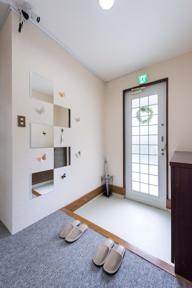 Papillon Paradis Hakone view 3