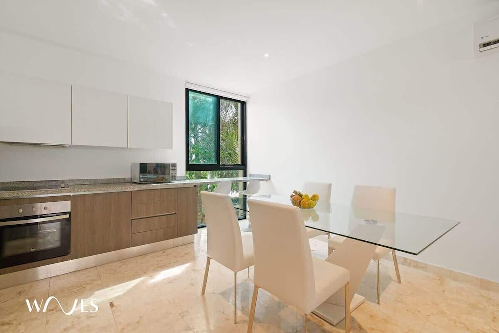 2 Br. Luminous and Spacious Pool View Apt