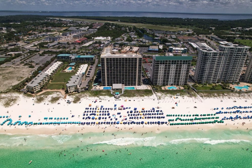 The Oyster by Brightwild Beachfront Condo