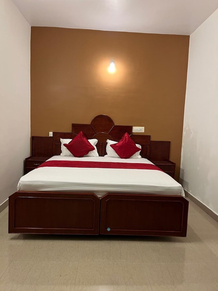 Happy View Resort