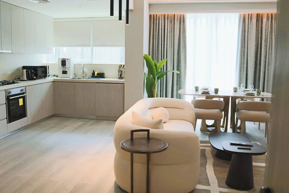Condor Concept 7 - JVC Holiday Homes