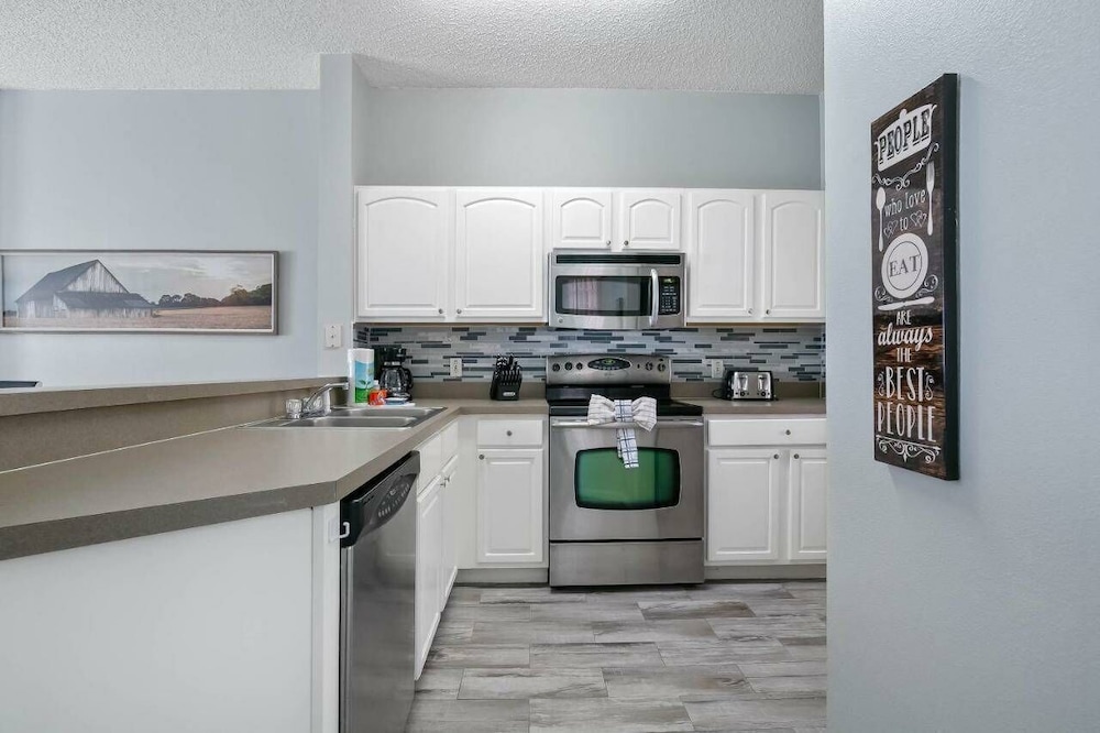 Quiet Resort 3BR Nature Walk 20min to Disney