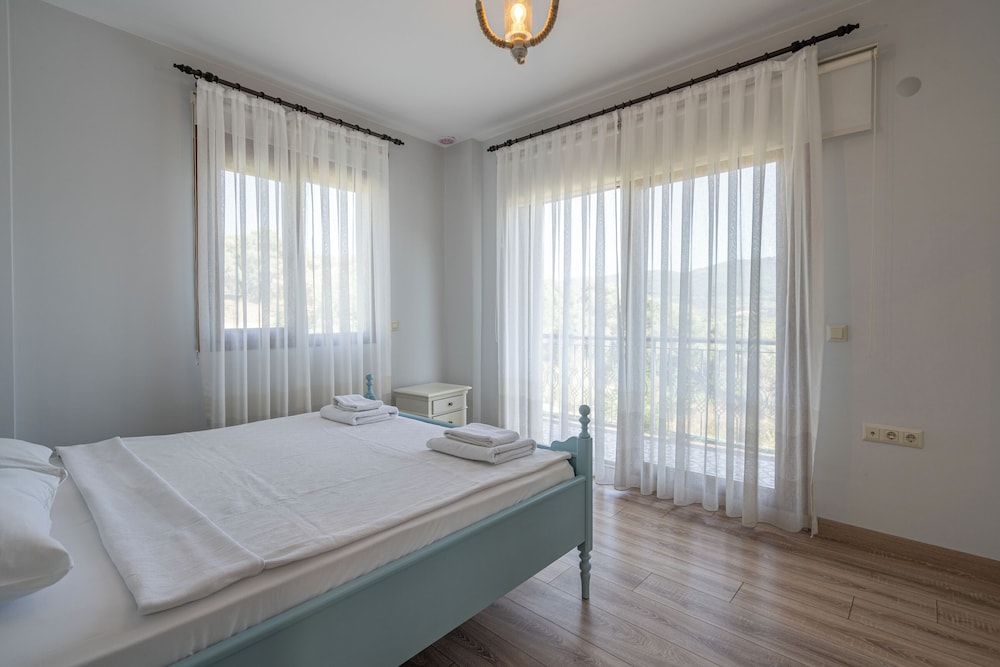 Vintage Villas
