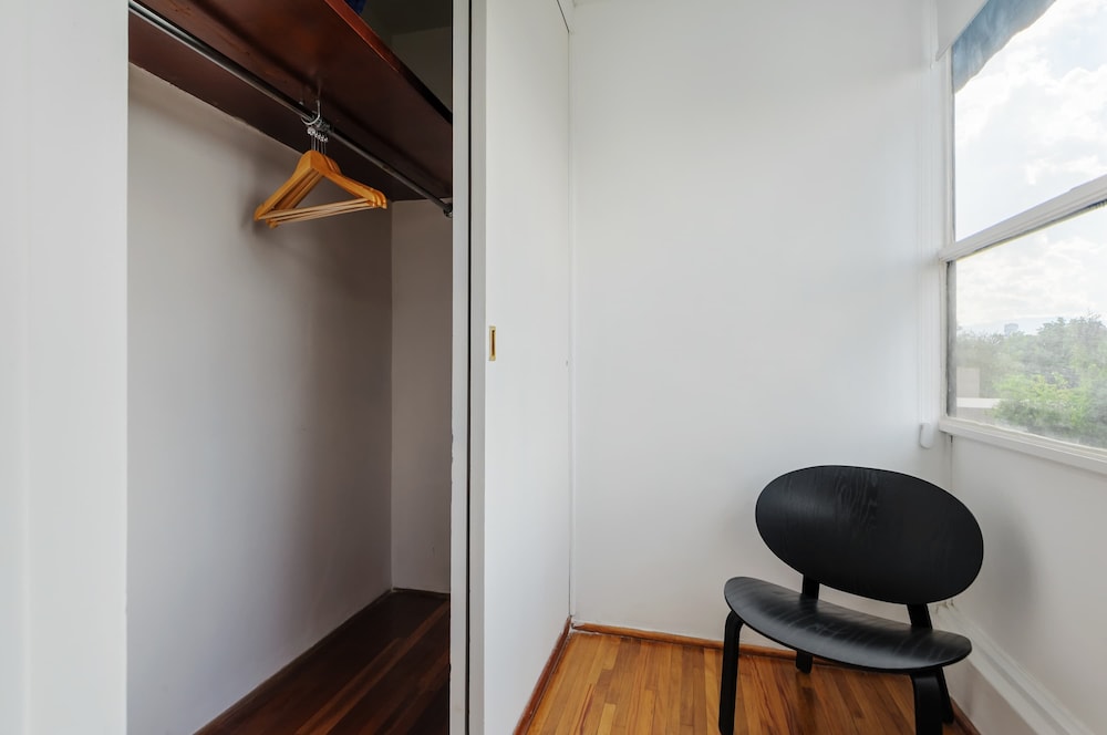 w Lovely 3BR w Fantastic Balcony in Condesa photo 2