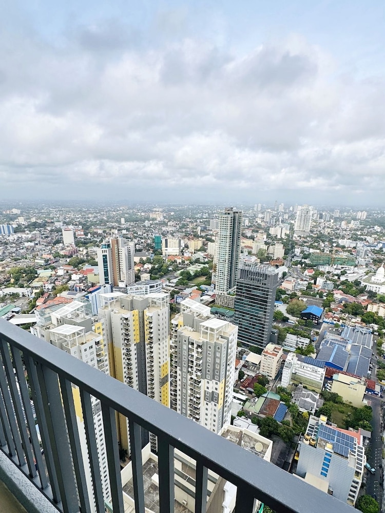 YAKA Trizen Luxury Apartments