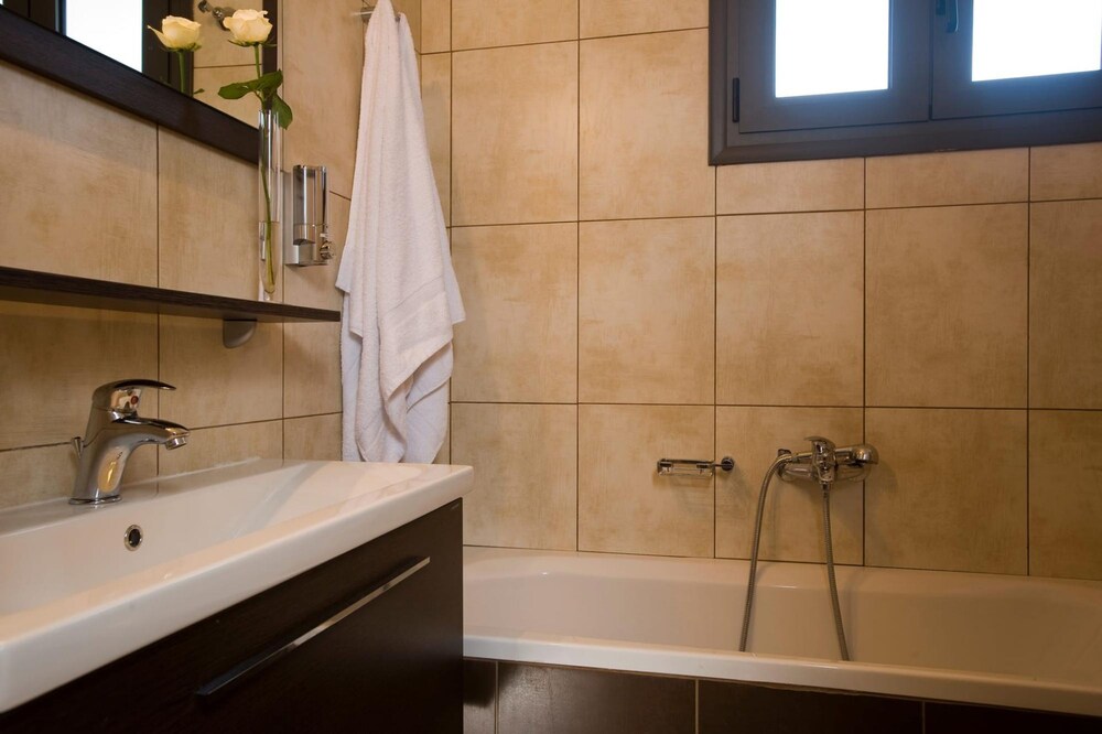 Agios Nikolaos Vacations - Elounda Solfez Villas - Property Image 41