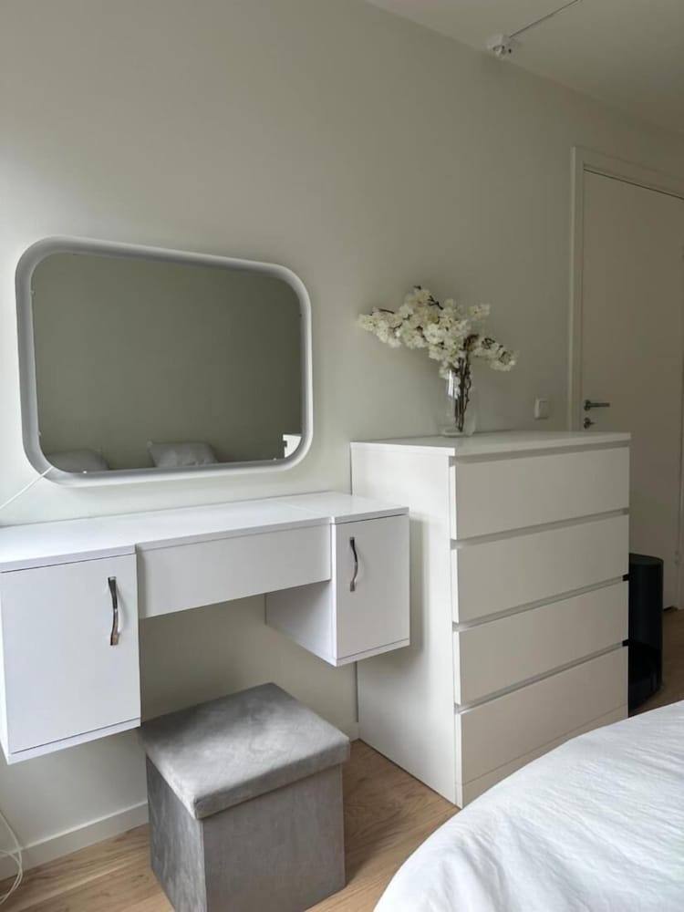 Deluxe Central 2 Bedrooms With View and Underground Garage in Stavanger