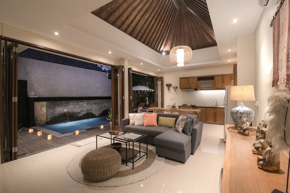 Marijo Villa 2BR Private Pool Mins to Central Ubud