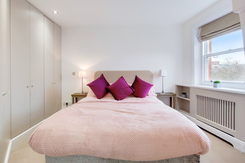 The Knightsbridge Residences