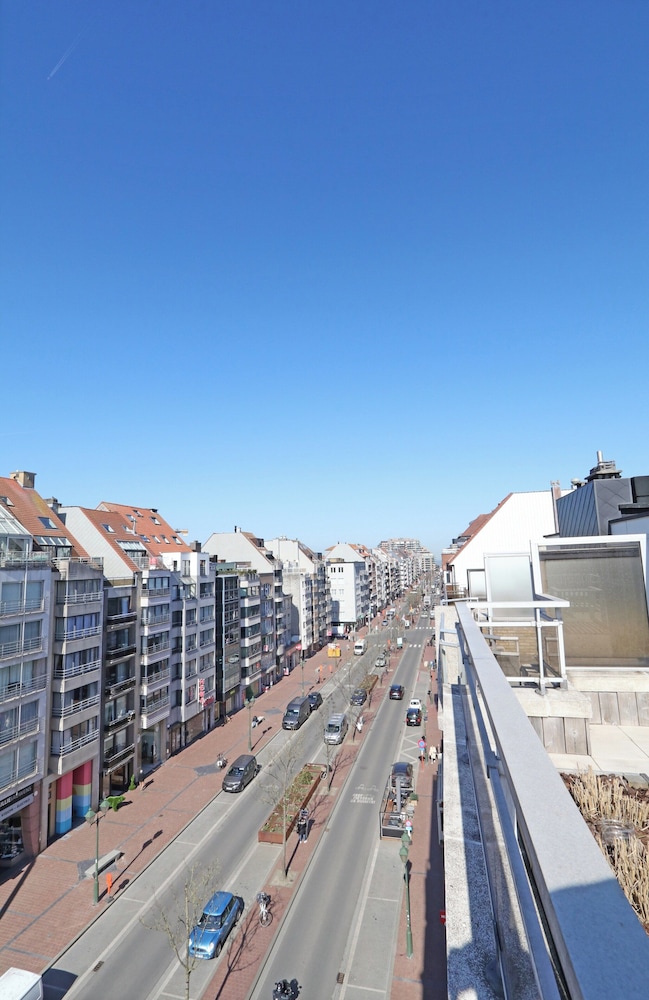Penthouse in Knokke Near Beach and Lippenslaan