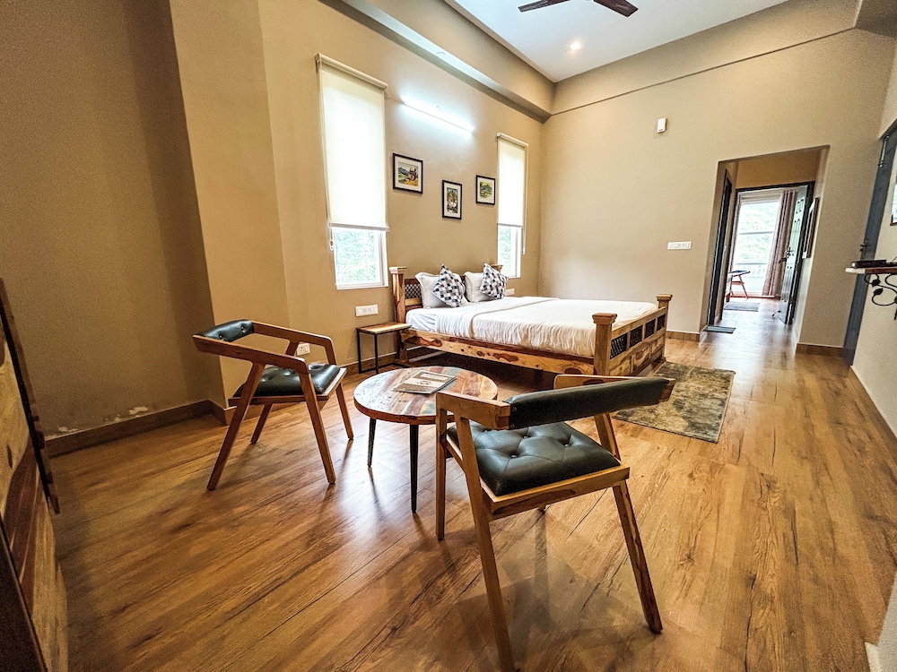 Hotel Alchemy Bistro & Inn