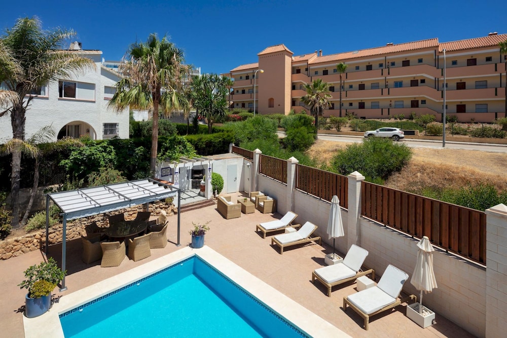 Family Villa Mijas-costa Close to the Beach