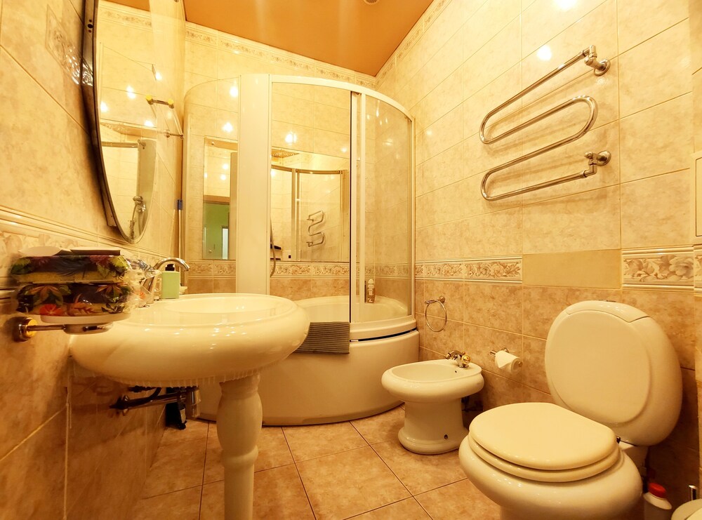TVST Apartments TV6