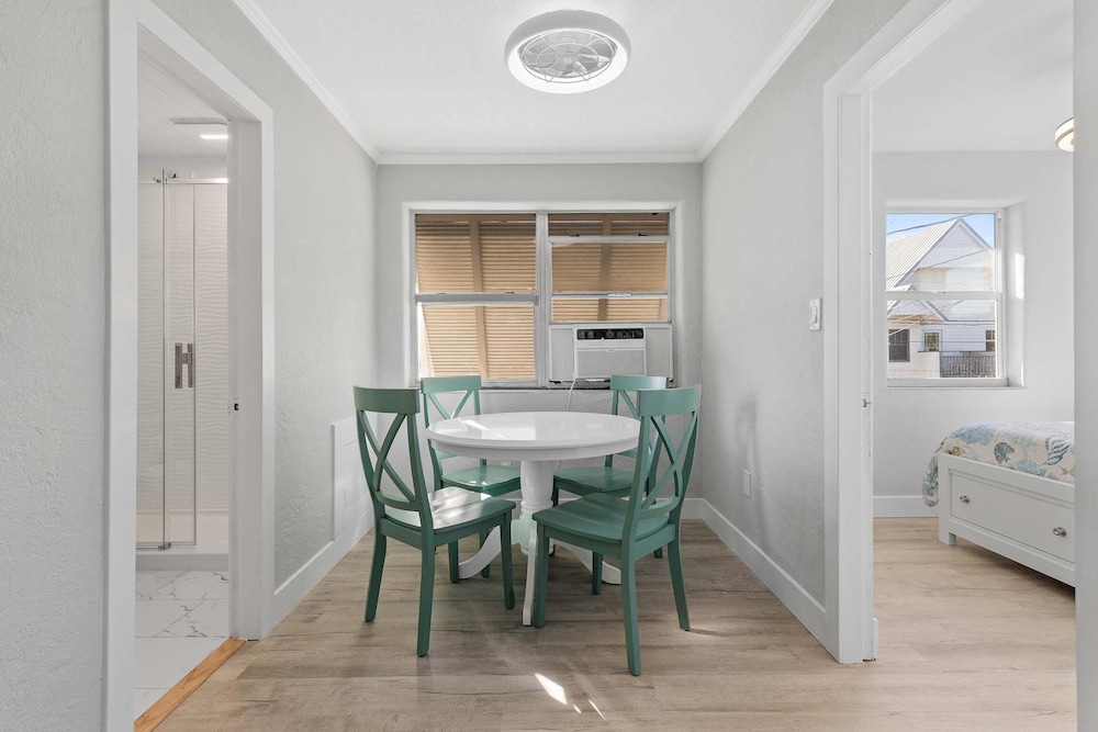 Flagler Suites 1