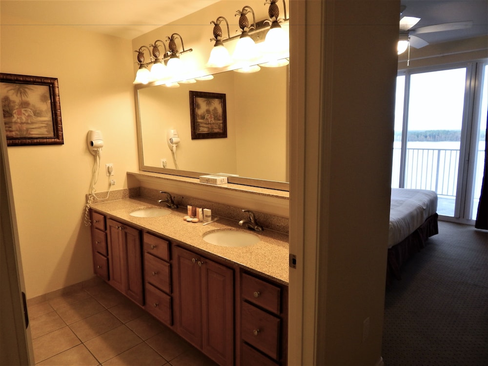 Lexington Vacations by Stark Hospitality