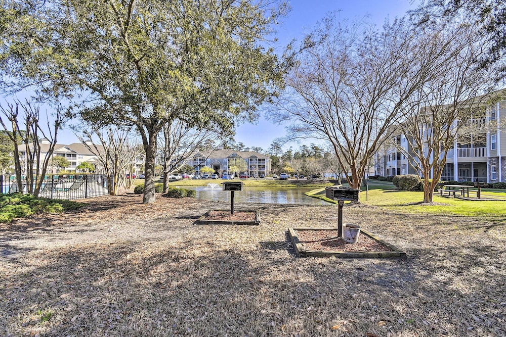 Walk to Crow Creek Golf Club: Condo w/ Pool!