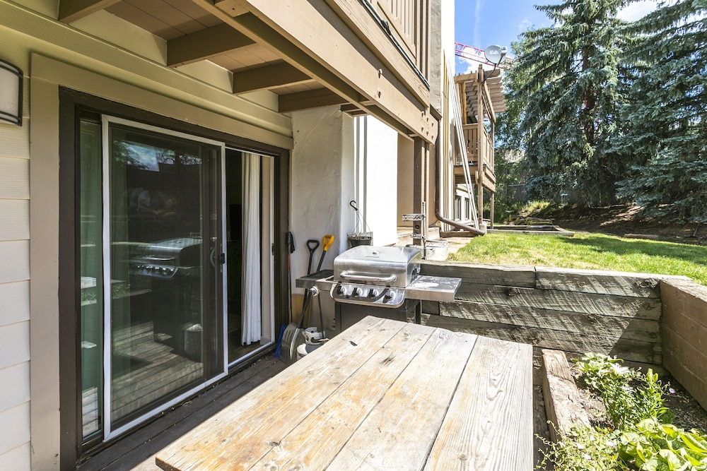 E108 W Beaver Creek Blvd 2 Bedroom Condo view 3