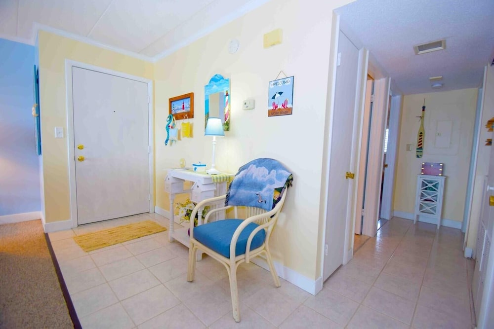 Harbour Island 302l 2 Bedroom Condo