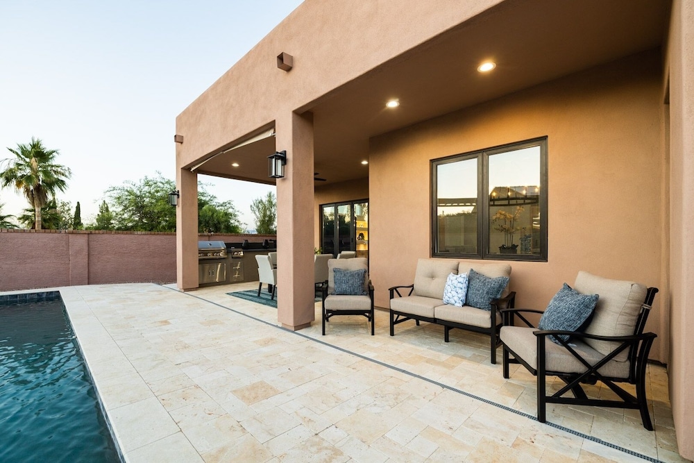 Fountain Hills Nicklaus 4 Bedroom Home by RedAwning - Property Image 9