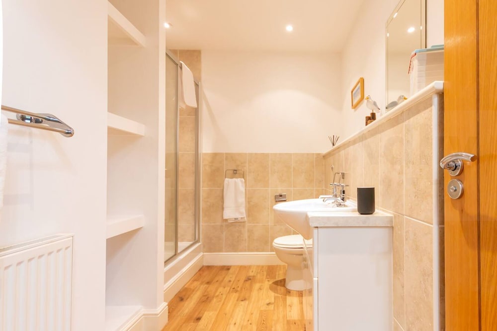 2 Bed Seapoint Birchington Escape By Adliv