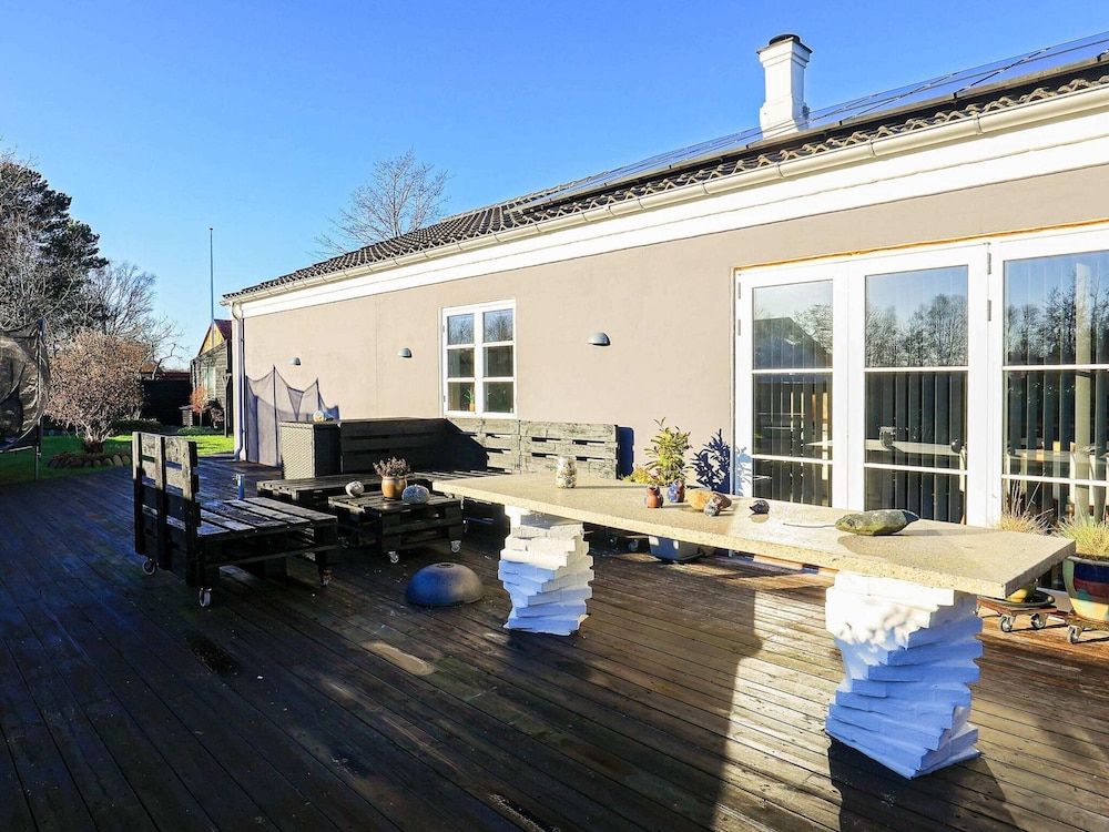 6 Person Holiday Home in Albaek