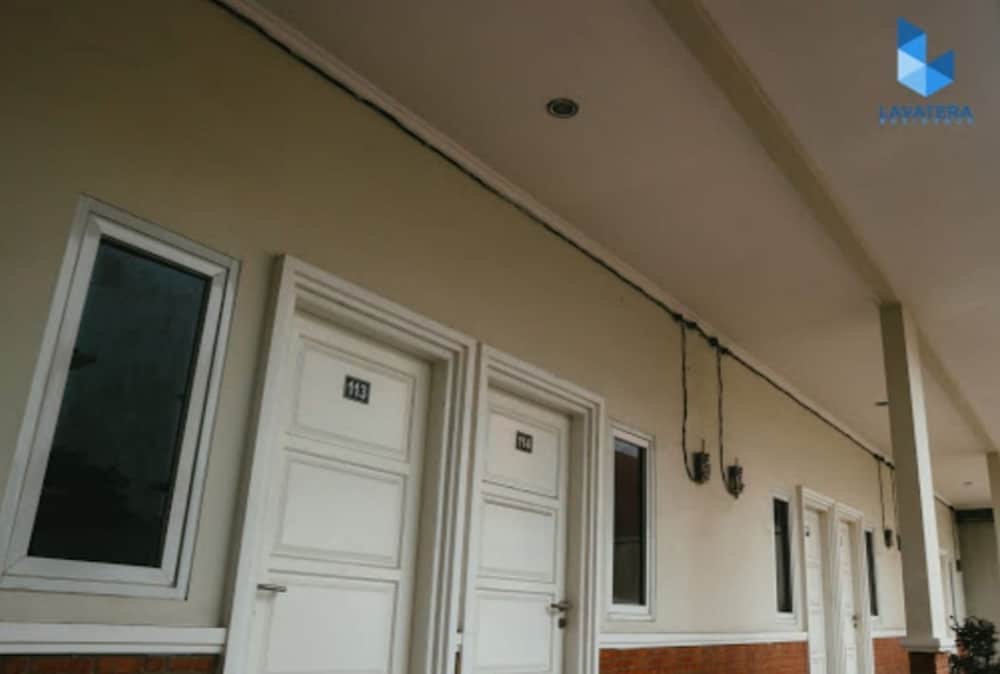 Lavatera Residence