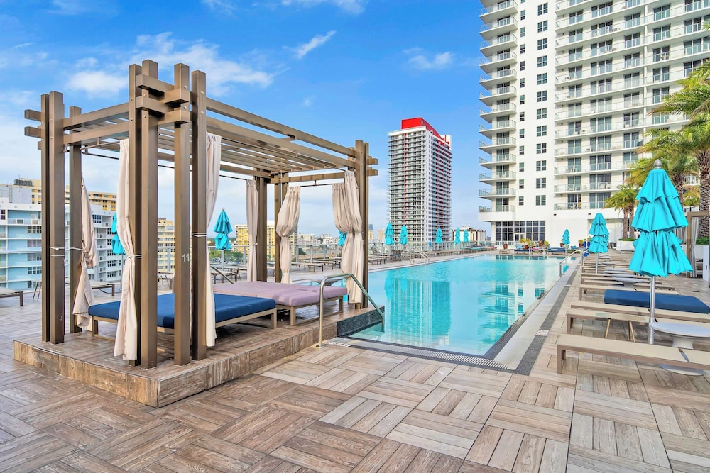 Ocean Eagle View - Luxury Oceanfront Stay for 6