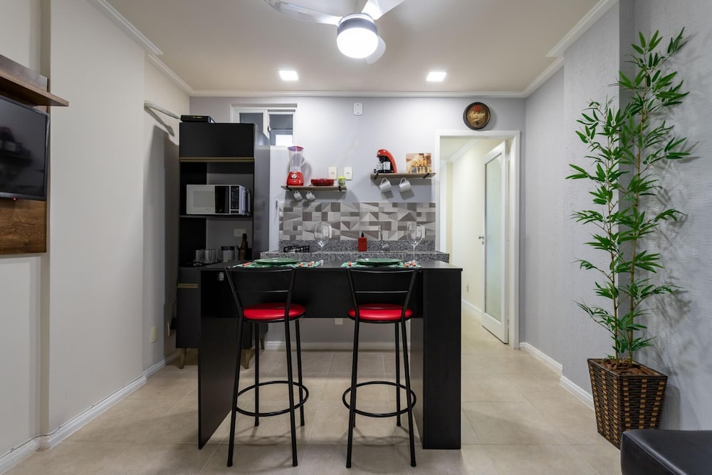 Refuge in Copacabana For 4 People Nsc401 view 5