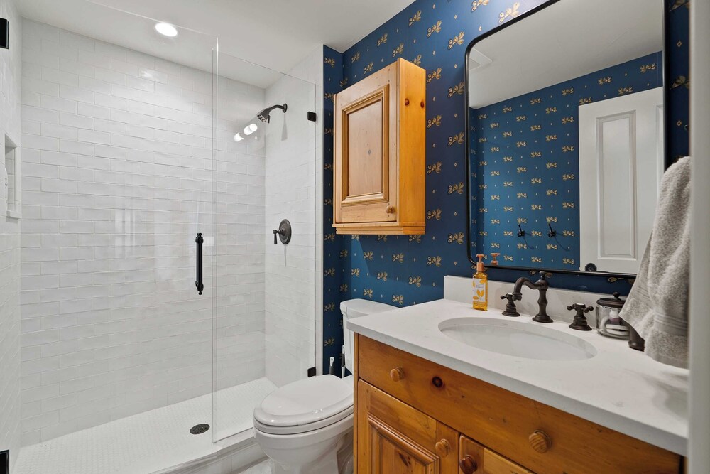 Luxury Mountain Estate w/ Indoor Pool, Gym & Hot Tub Near Keystone | Sleeps 19