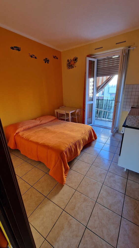 Photo 6