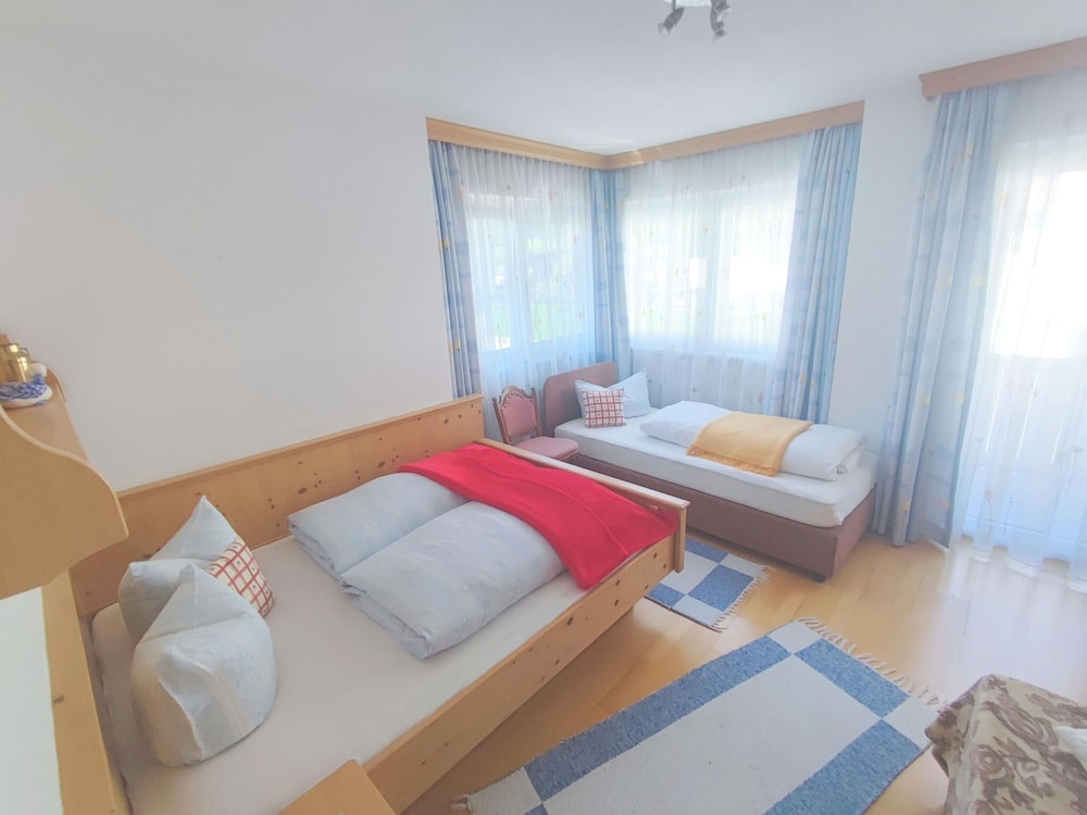 Great Holiday Home in Hippach With sun Terrace