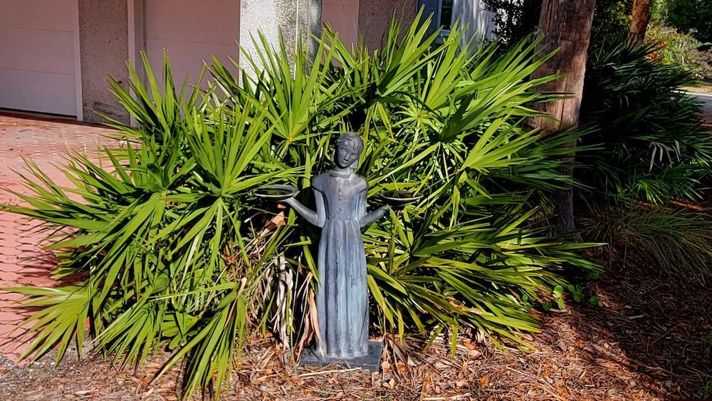 Mimi's Mermaid's & Memories by Tybee Vacation Rentals
