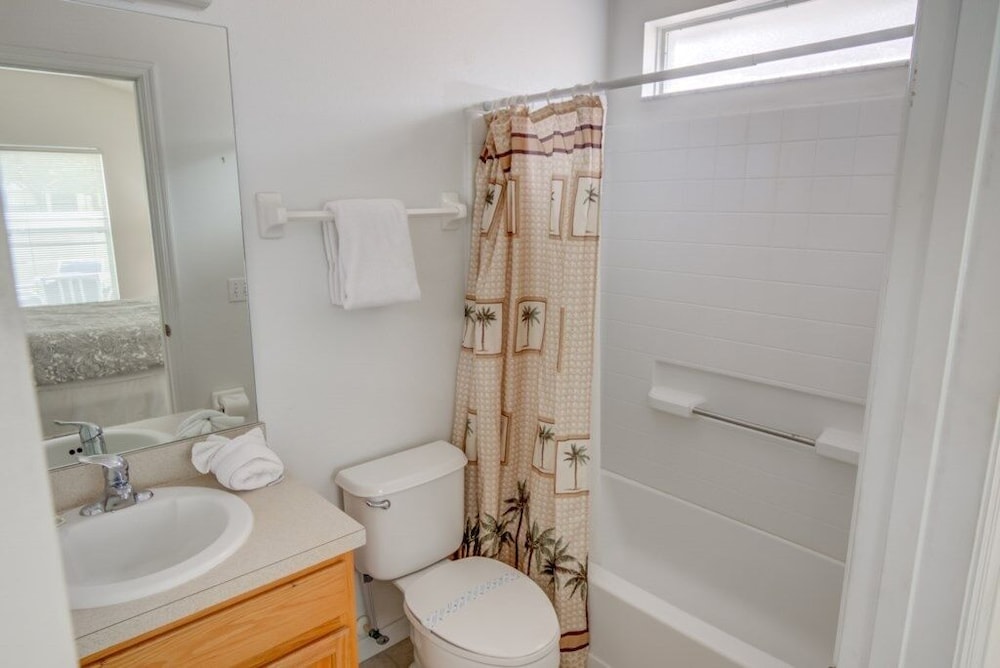 Great Southern Dunes Private Pool 3 Bedroom Home by RedAwning view 5