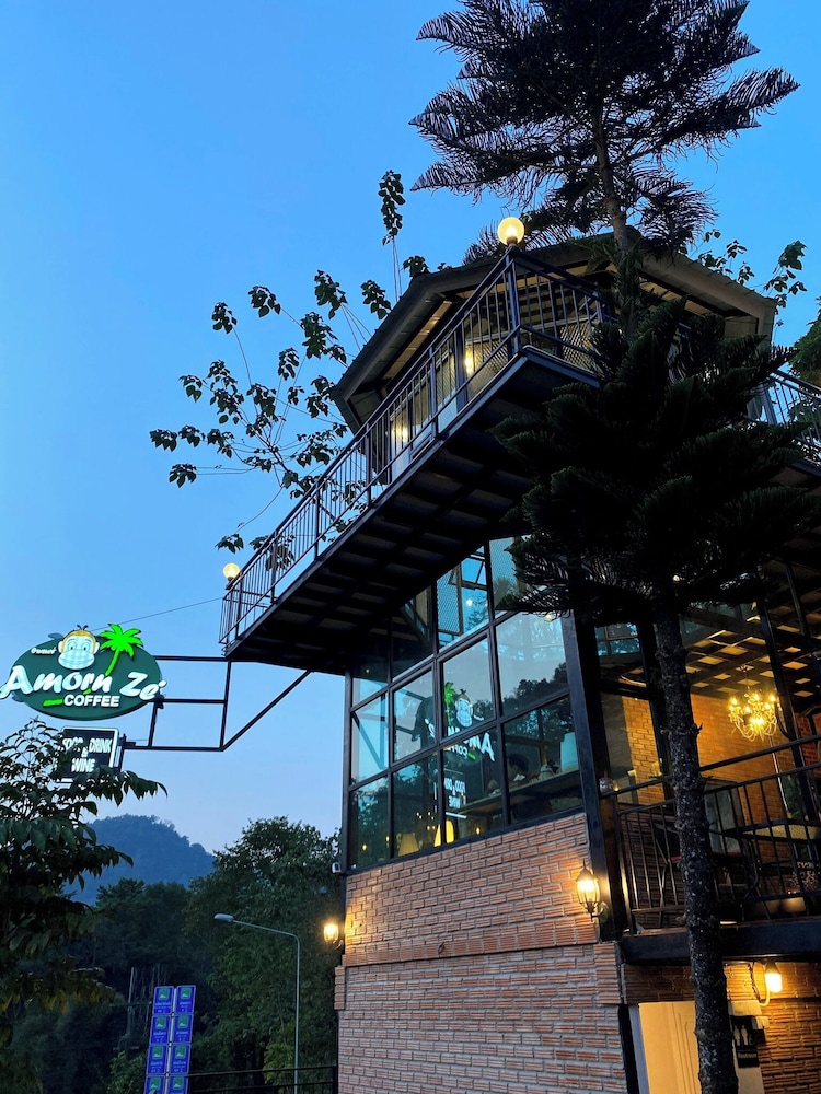 Smile Sky Hill Resort