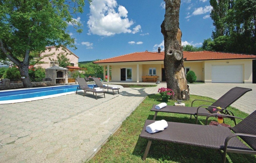 Villa Kata