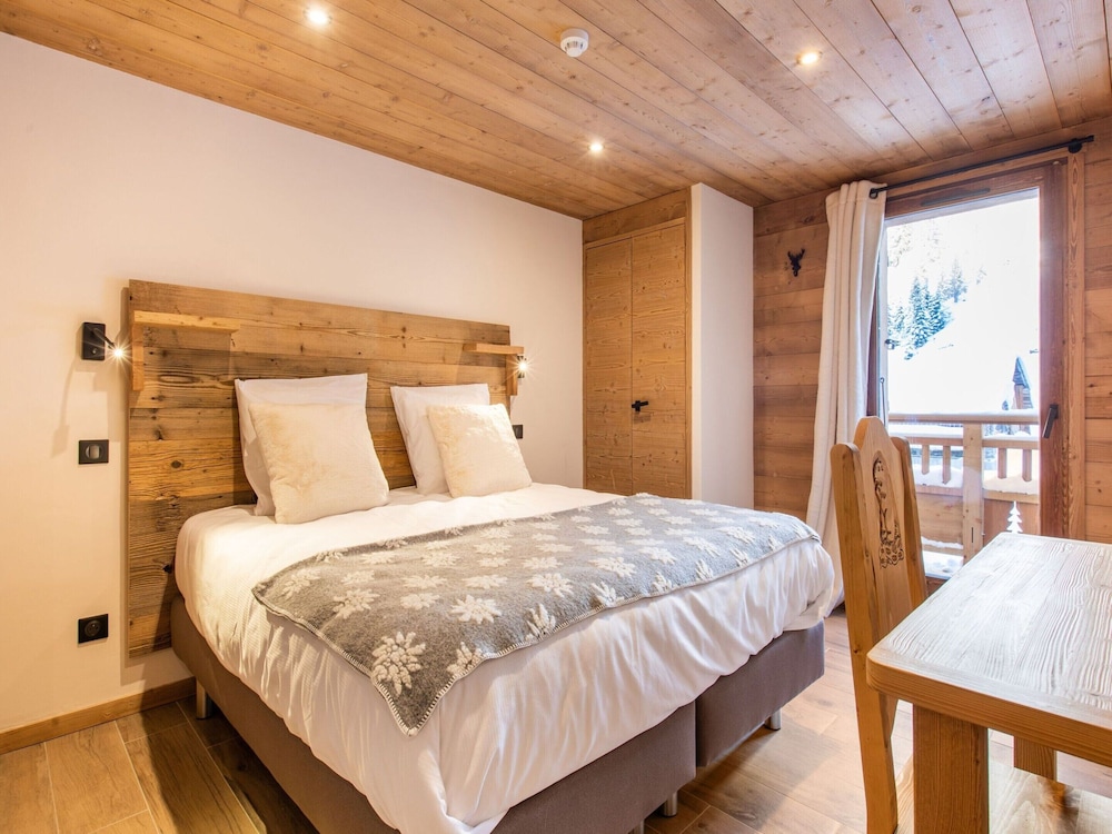 Chalet in Champagny by Ski Slopes