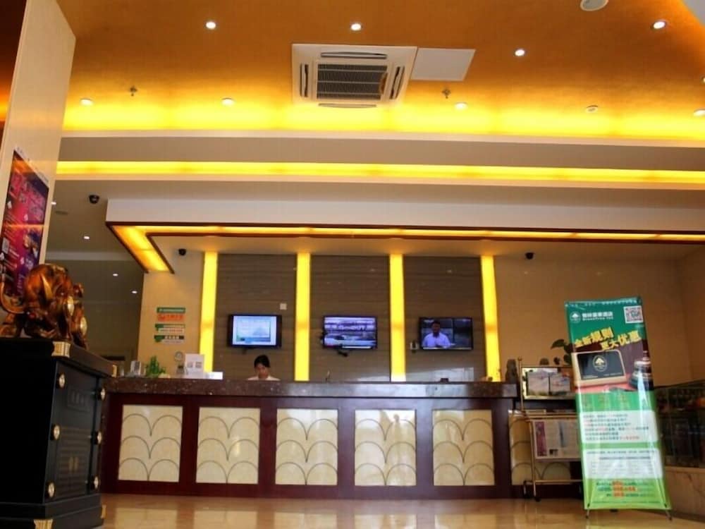 GreenTree Inn Suzhou Zhangjiagang Daxin Town Pingbei Road Express Hotel