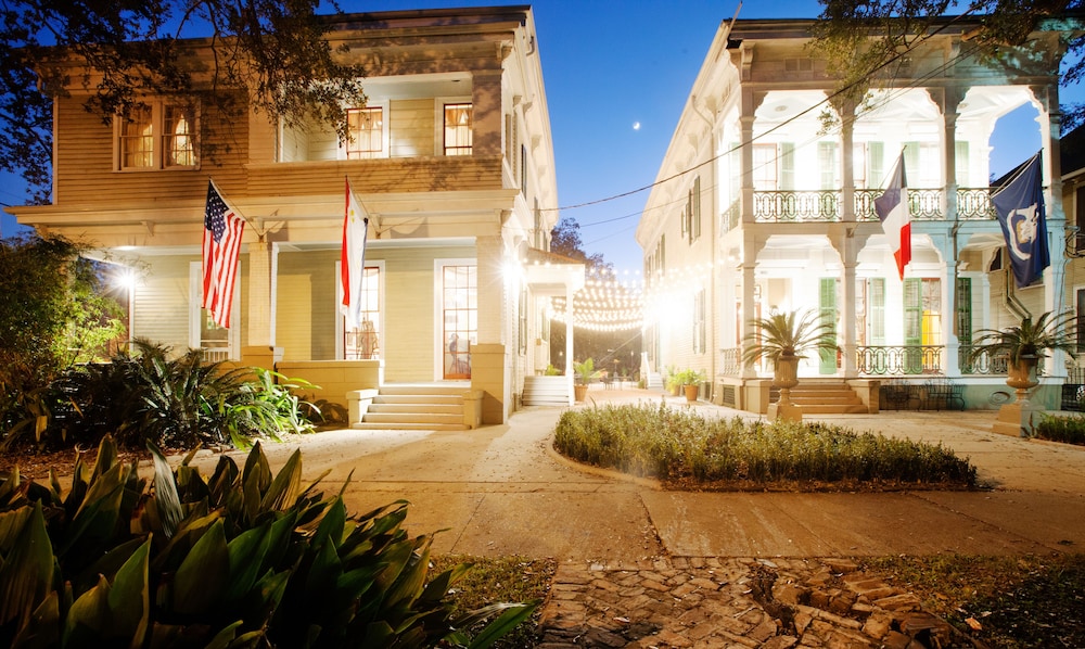 New Orleans Vacations - Degas House - Property Image 1