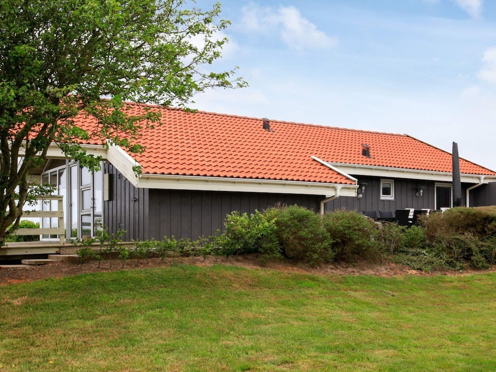 6 Person Holiday Home in Vinderup