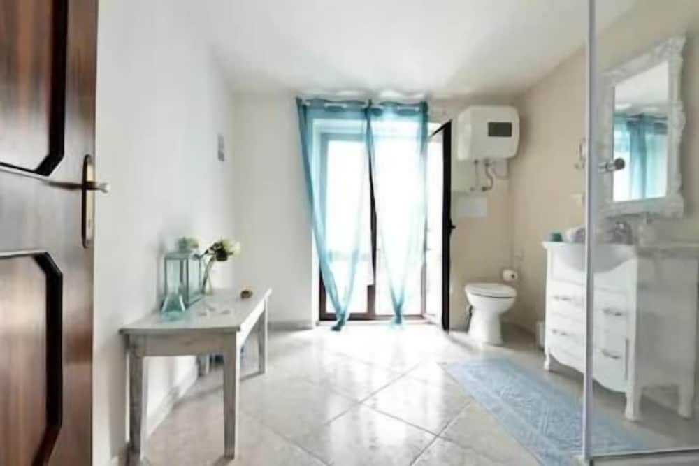 B&b Rooms Urzulei